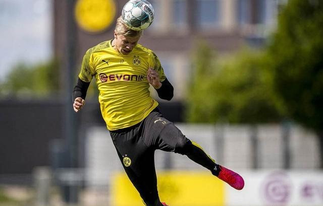 雷速直播-哈兰德重要时刻出色发挥，快船带队取胜！全场沸腾不已的简单介绍