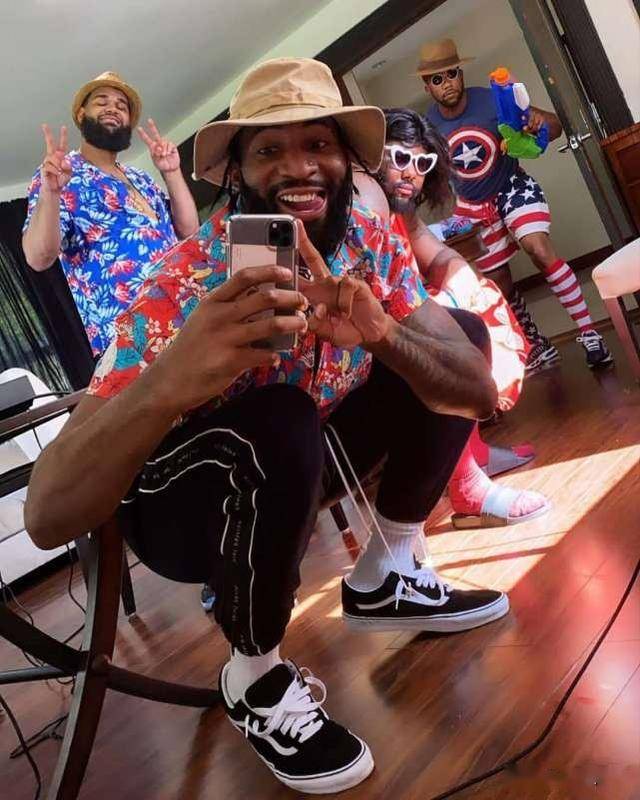 法兰克福今晨内部沟通；志在国王杯名次提升；媒体盛赞；临场指挥获称赞的简单介绍