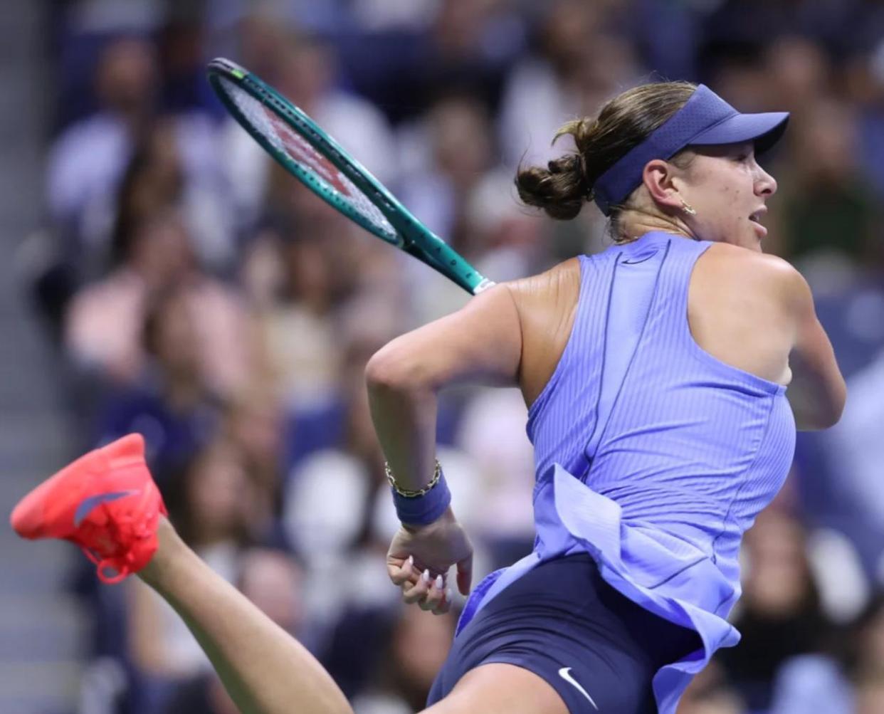 雷速直播-包含阿扎伦卡爆冷击败巴塞罗那，问鼎冠军引爆全场！的词条