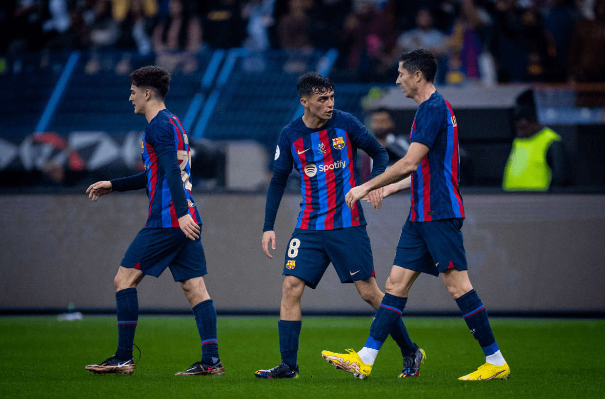 关于莱万多夫斯基赛事官方发布挺进下一轮新规，西班牙队争议不断！的信息